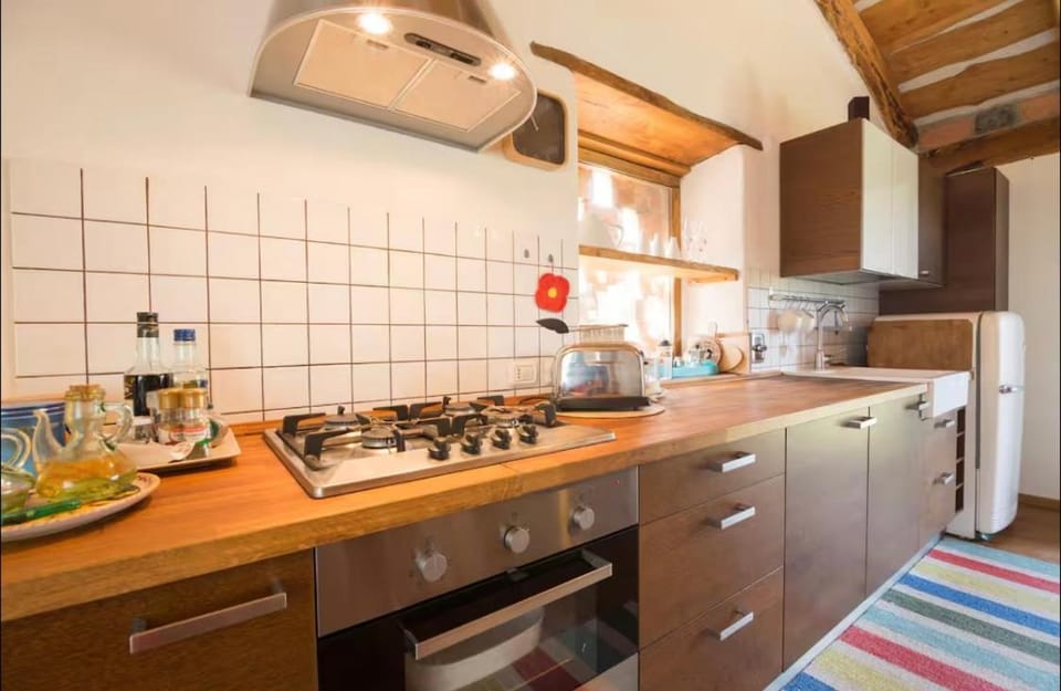 Kitchen or kitchenette, stove