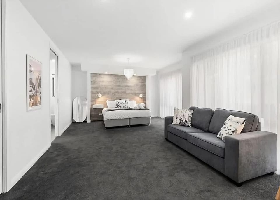 Blissful Bungalow Batemans Bay House in Batemans Bay