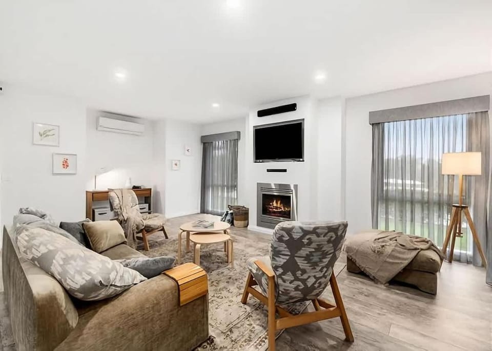 Blissful Bungalow Batemans Bay House in Batemans Bay