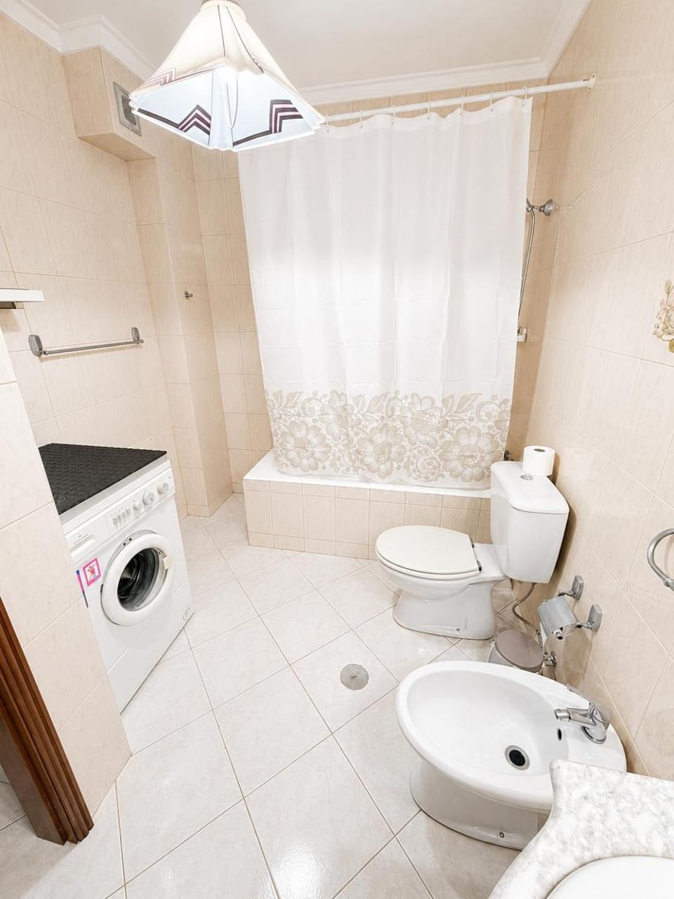 Shower, Toilet, Bathroom, Bath, bidet, washing machine, dryer