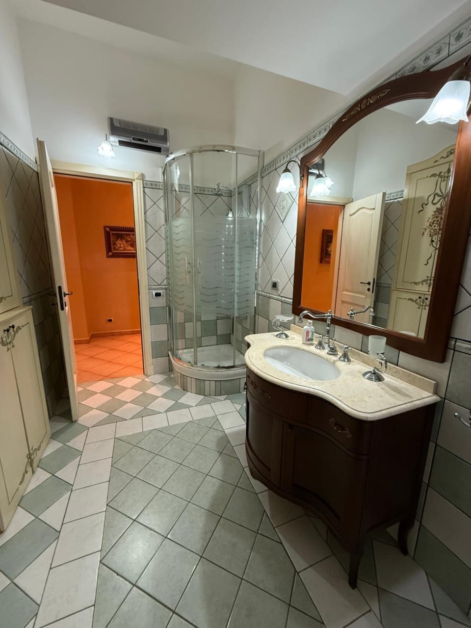 Shower, Bathroom