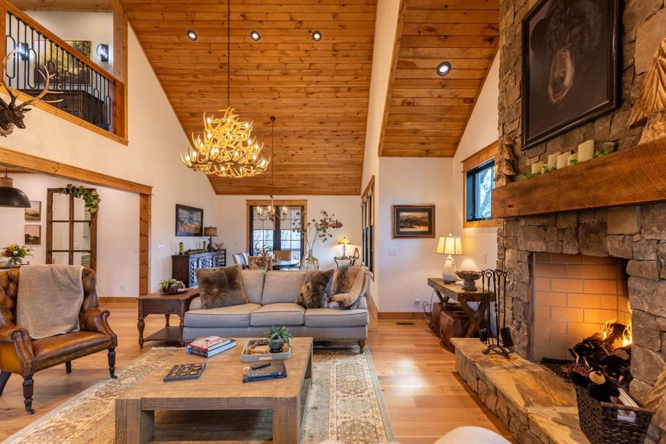 The Sugar Chalet House in Sugar Mountain