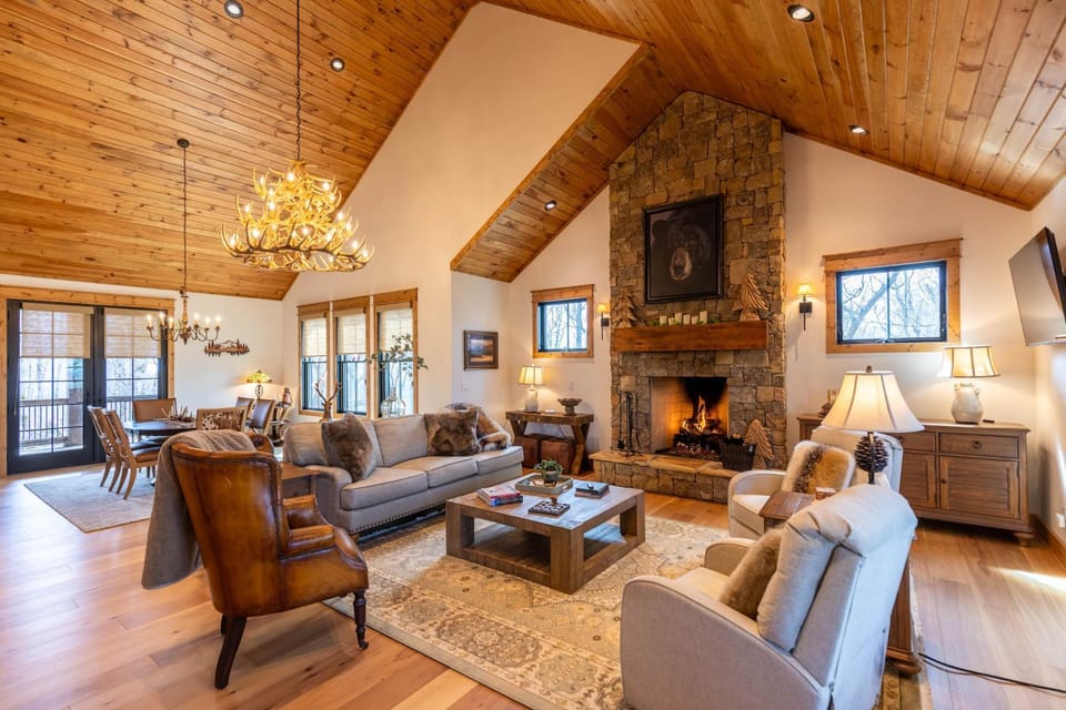 The Sugar Chalet House in Sugar Mountain
