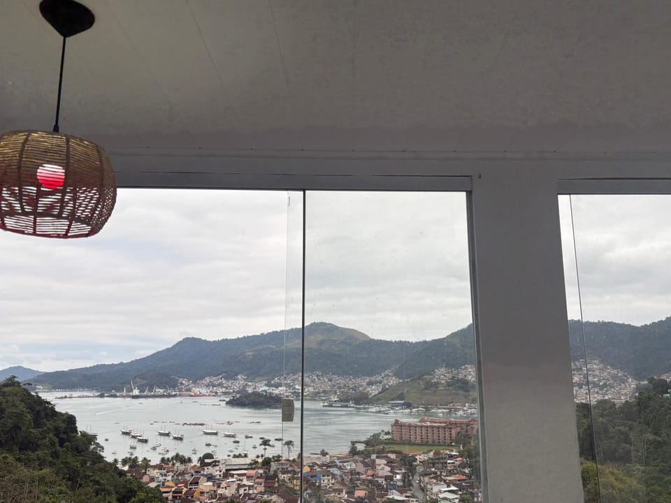 Casa vista mar em angra House in Angra dos Reis