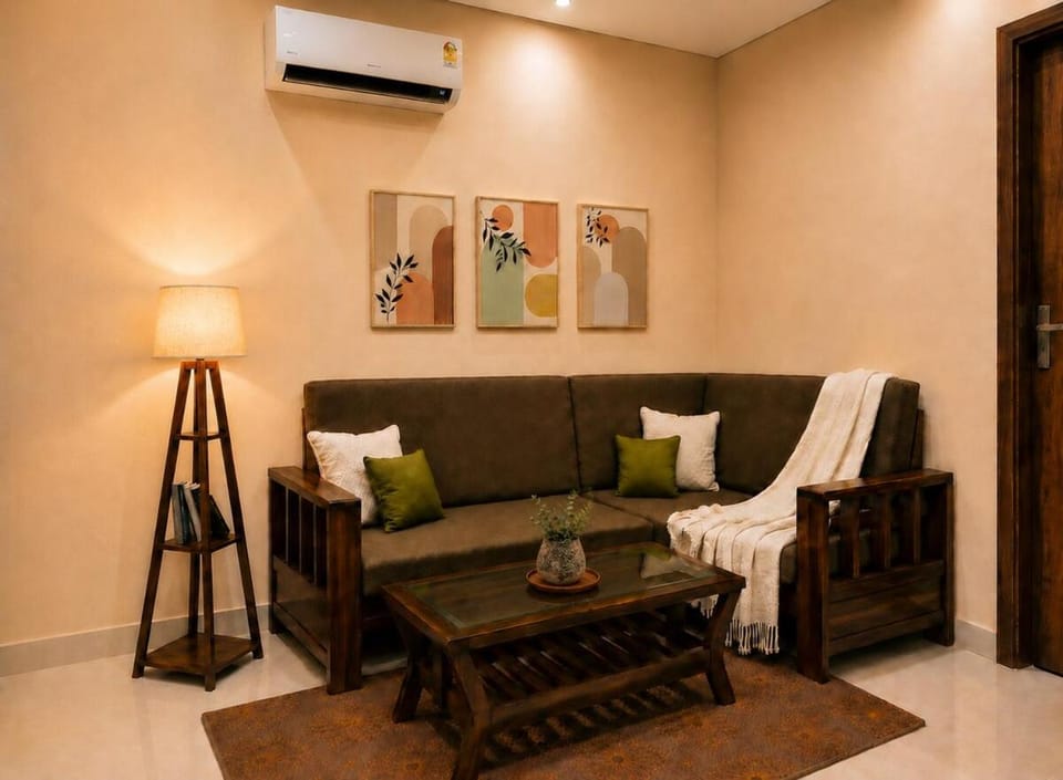Living room, Seating area, air conditioner