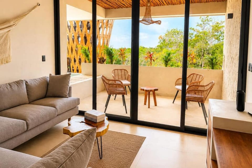 Mayan View Steps from Beach & Ruins Apartment in State of Quintana Roo