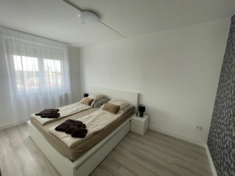 SkyRise Apartman Apartment in Siófok