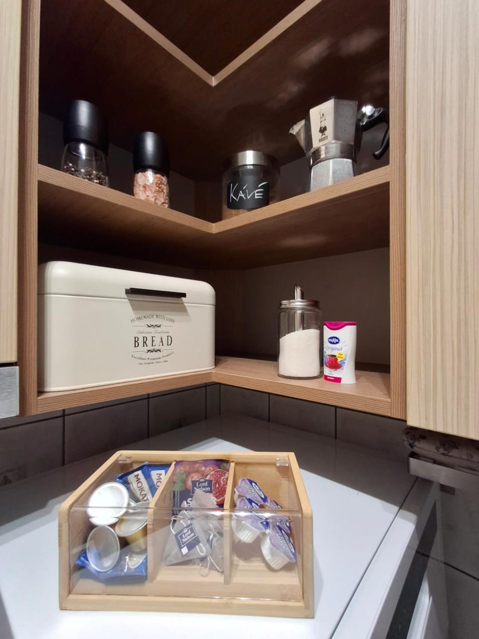 Coffee/tea facilities