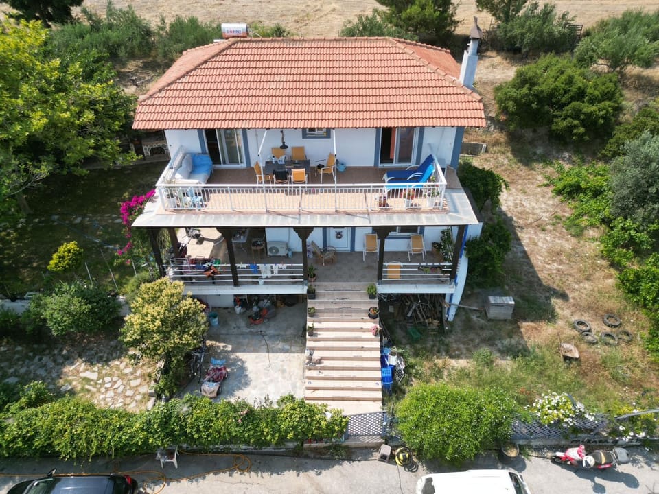 Property building, Bird's eye view