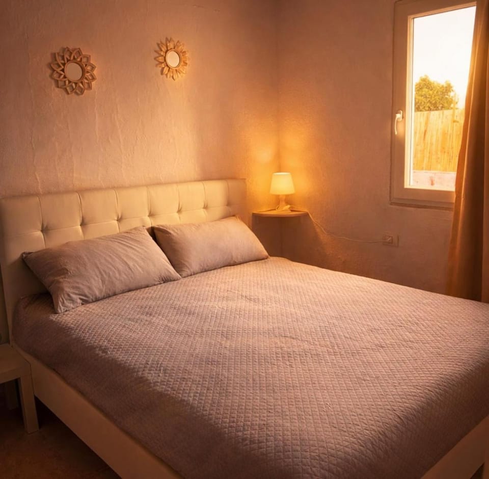 Bright 8-Guest Villa 800 mGarden branches 5 minutes Villa in Quartu Sant'Elena