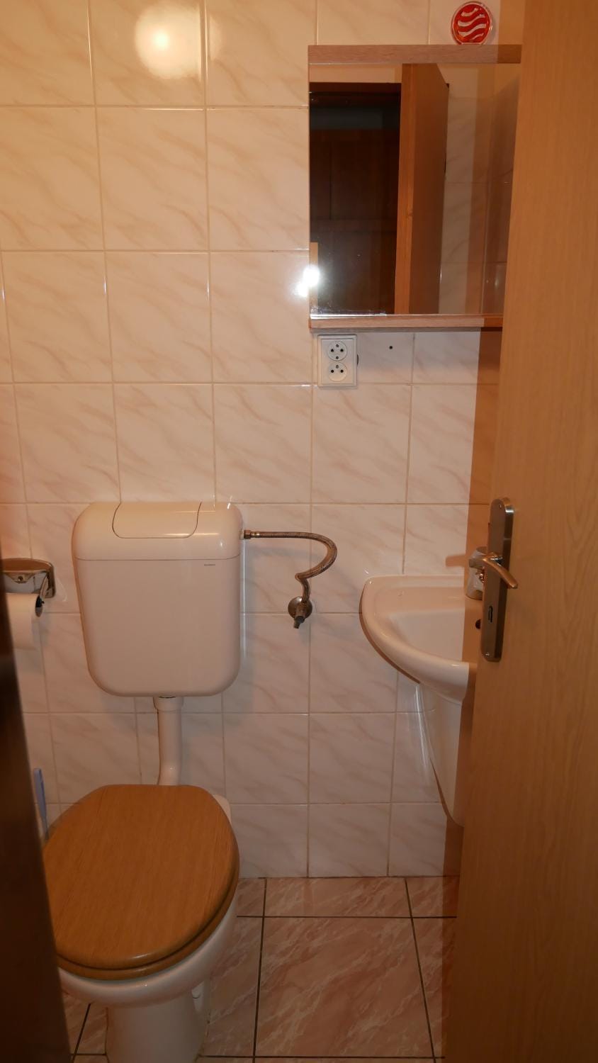 Toilet, Bathroom