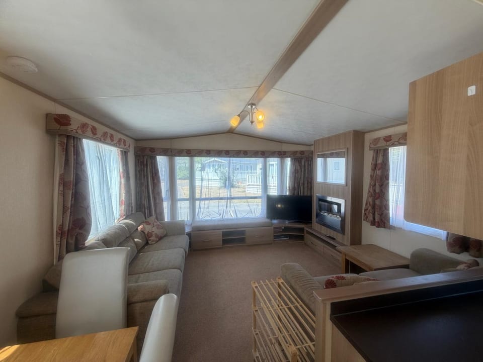Pear Tree Corner Holiday Home House in New Forest District