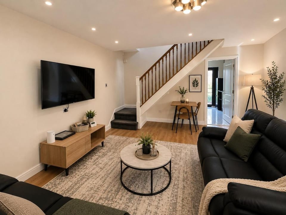 TV and multimedia, Living room, Seating area