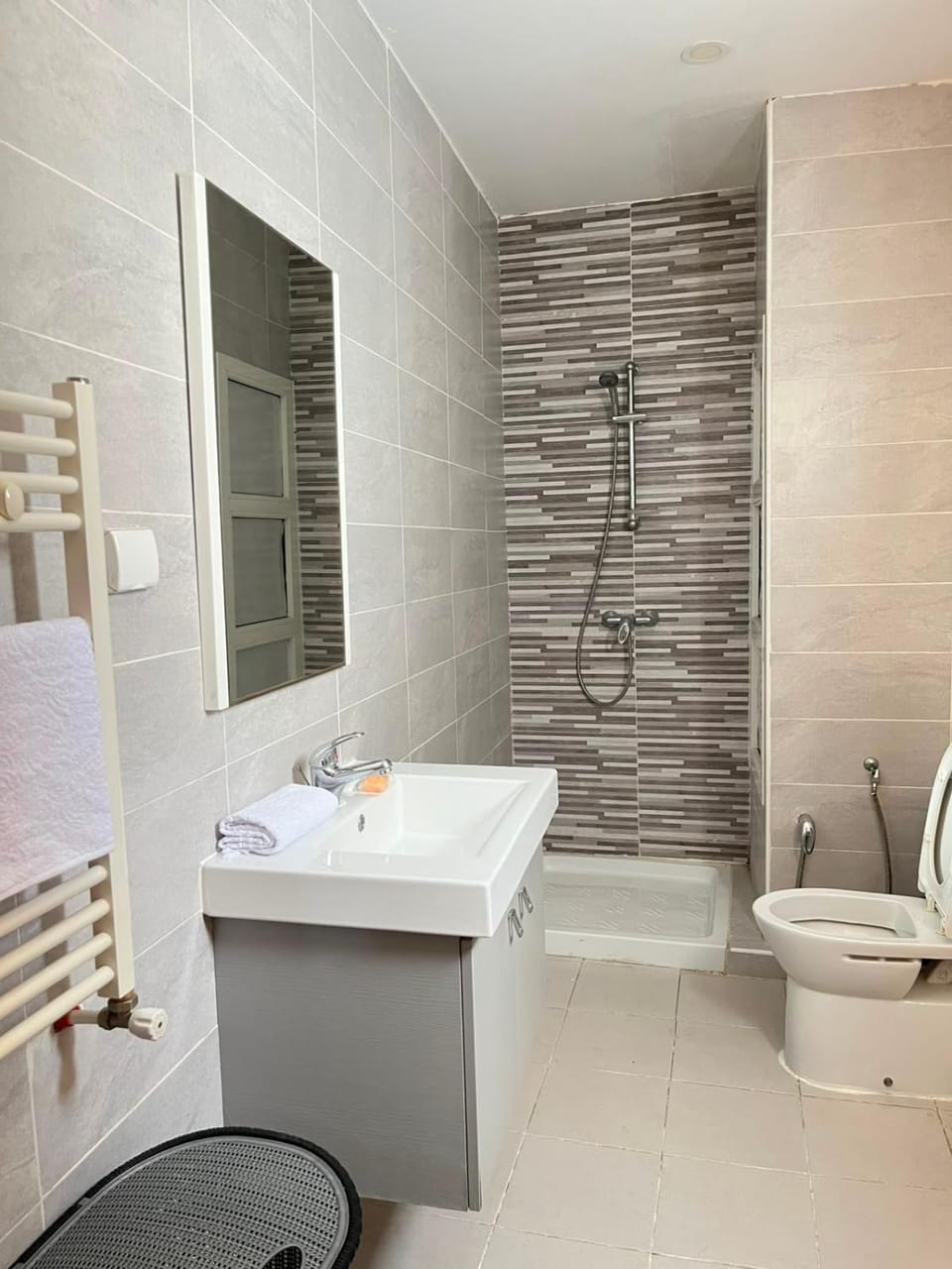 Shower, Toilet, Bathroom