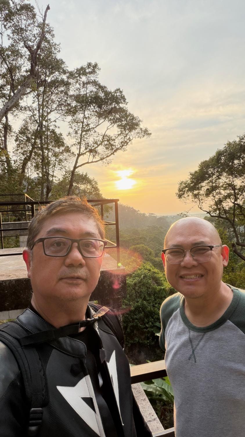 Day, People, Natural landscape, Mountain view, Sunset, group of guests