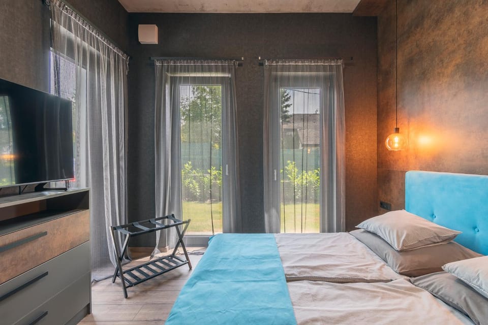 Bed, TV and multimedia, Bedroom, heating, safe, towels, wardrobe, air conditioner