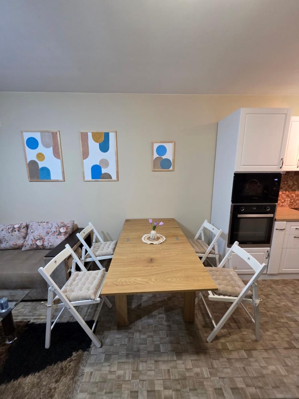 Living room, Dining area