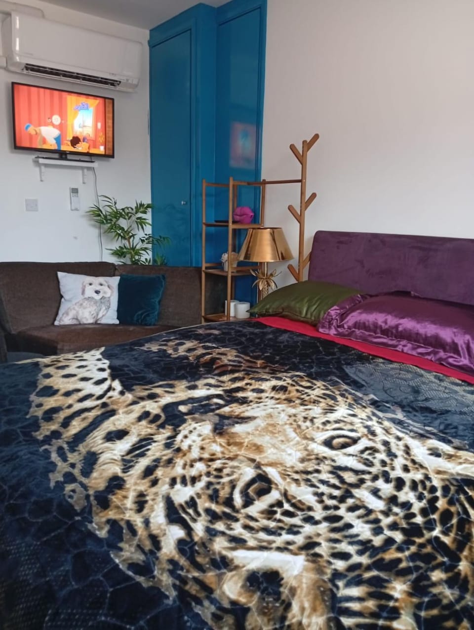 Private Room Woodgreen Apartment in London