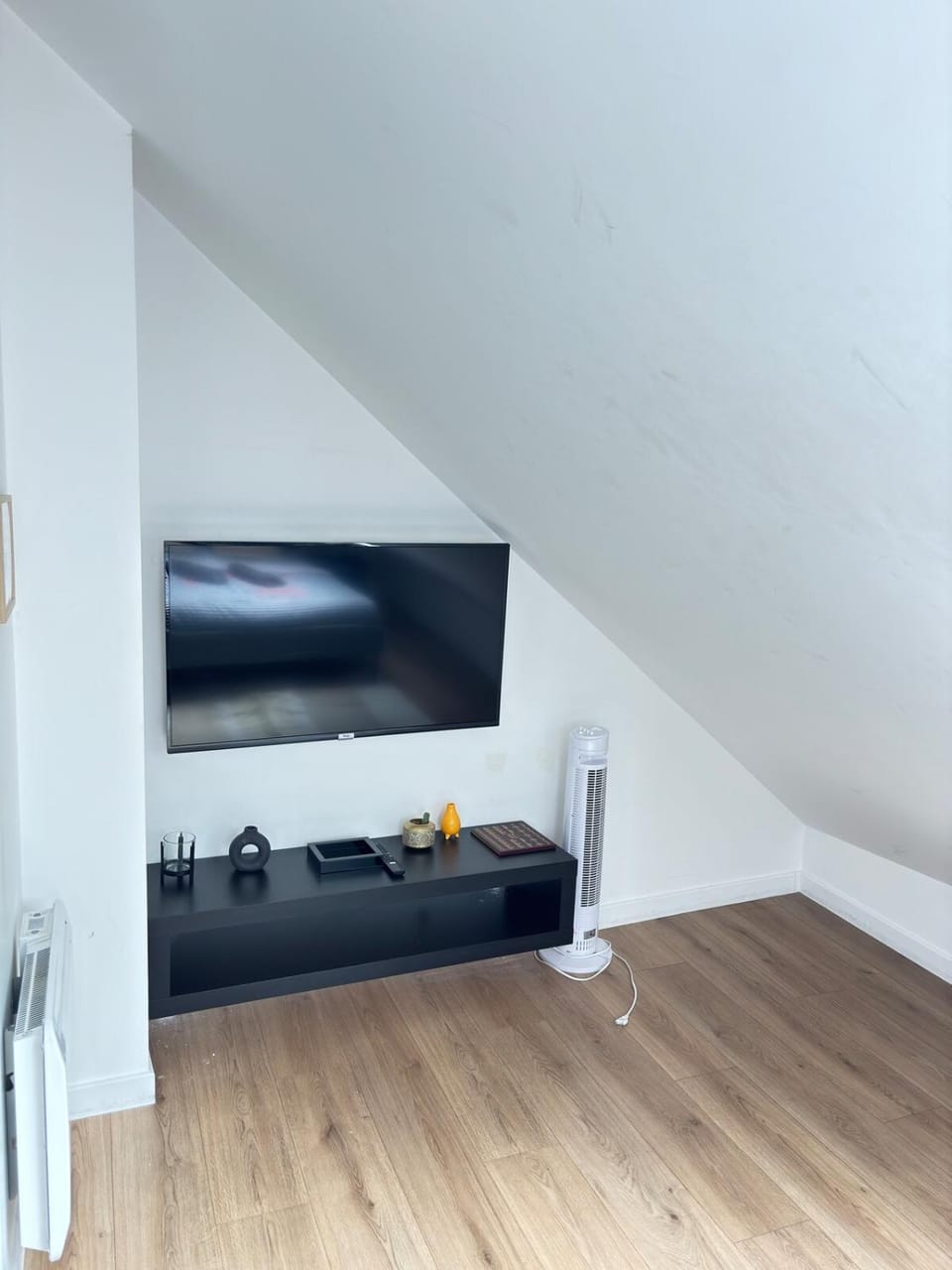Soh Rent Strasbourg Bedroom 4 Tv-Wifi Near Train Station Apartment in Strasbourg