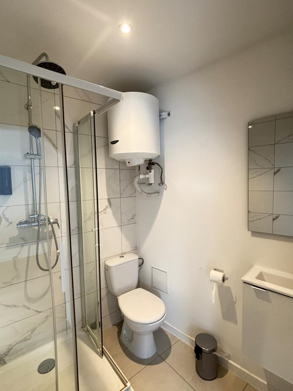 Soh Rent Strasbourg Bedroom 4 Tv-Wifi Near Train Station Apartment in Strasbourg