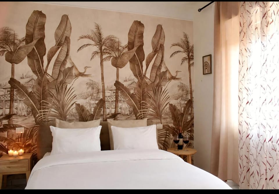 Photo of the whole room, Decorative detail, Bedroom
