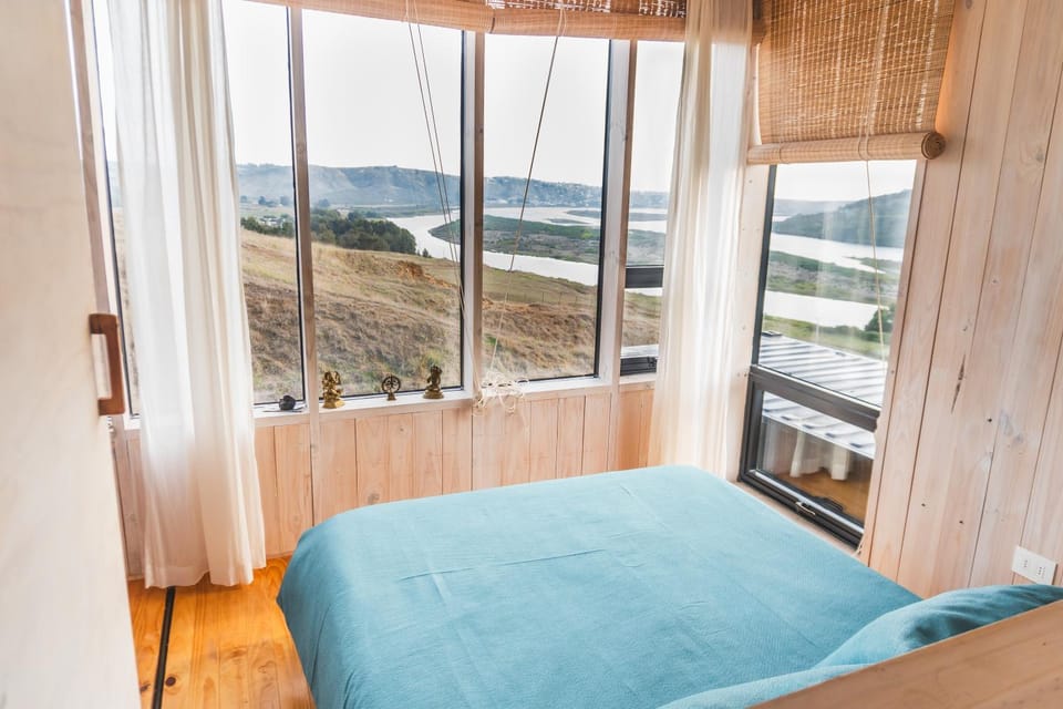 Bed, Natural landscape, View (from property/room), Photo of the whole room, Bedroom, Mountain view