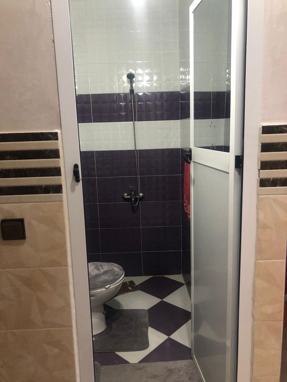 شقة في قلب مرتيل النابض بالحياة و القريب من البحر Apartment in Tangier-Tétouan-Al Hoceima