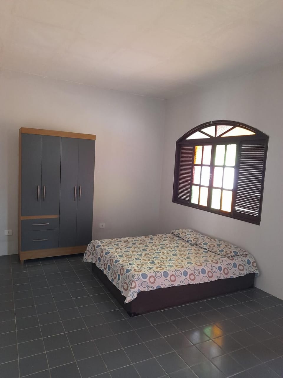 Bed, Photo of the whole room, Bedroom, wardrobe