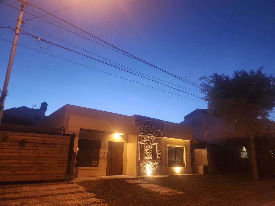 Casa cerca de la playa en Mar del Plata House in Mar del Plata