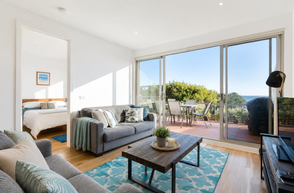 BBQ facilities, View (from property/room), Balcony/Terrace, Living room, Dining area