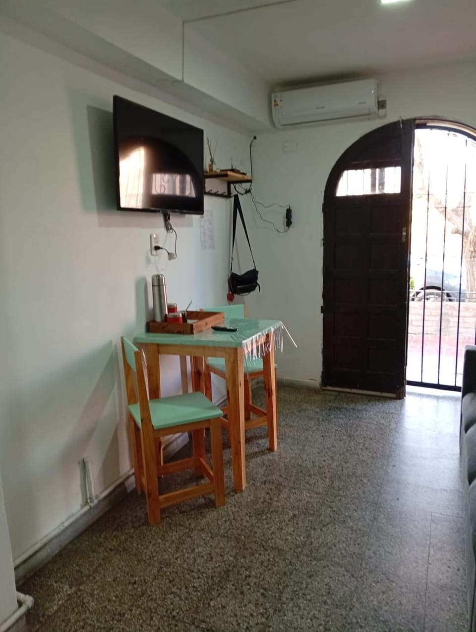 TV and multimedia, Dining area