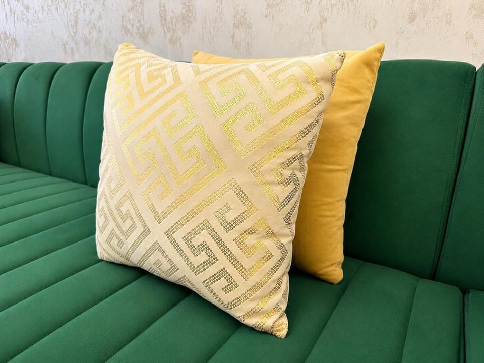 Elegant & Bright 2 Min to TGV & Corniche Beach Apartment in Tangier