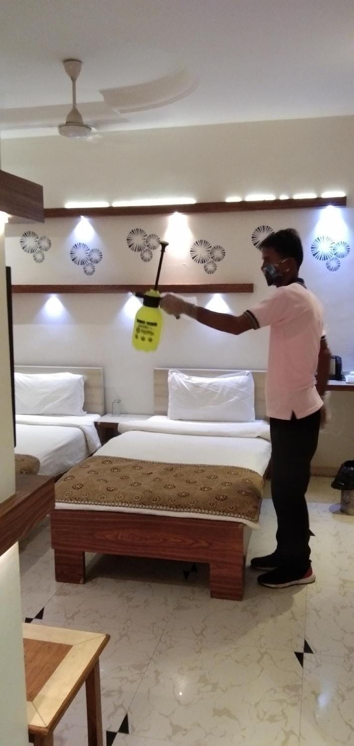 Staff, Bed