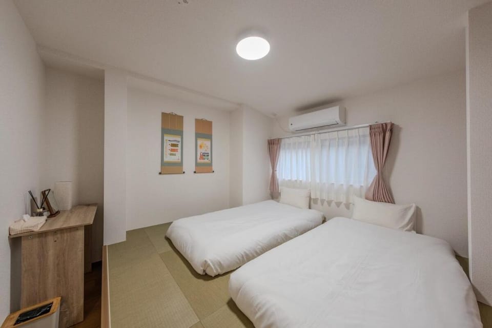 Nikyo Rannokan 2026 New B&B 5 minutes to Kujo Station Villa in Osaka House in Osaka