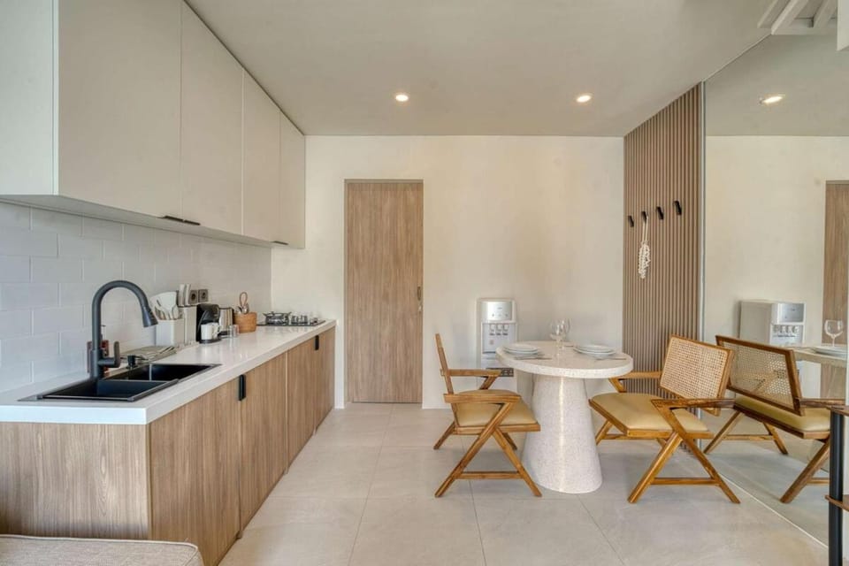 Casa Sol & Luna 1BR Escape in Nyang Nyang, Uluwatu Villa in Bali