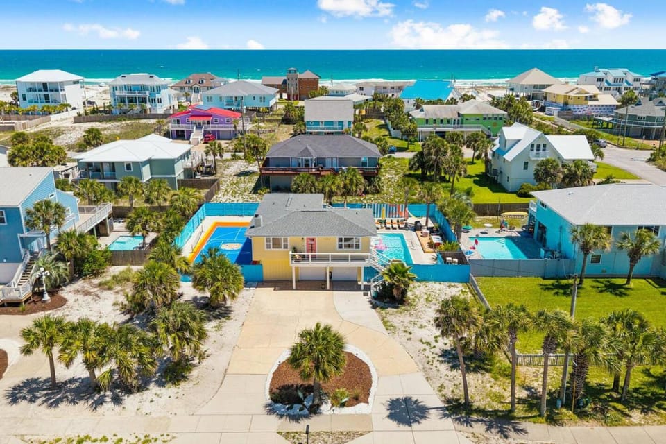 New HGTV Design 2 Game Rooms + Pool Pickleball House in Pensacola Beach