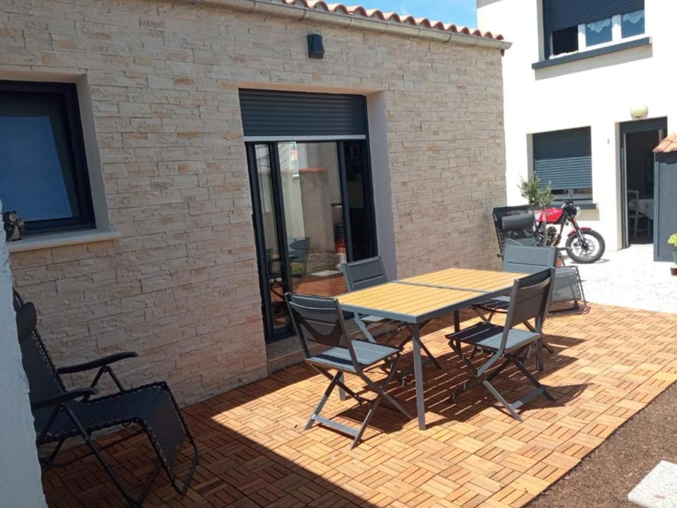 Garden, Balcony/Terrace
