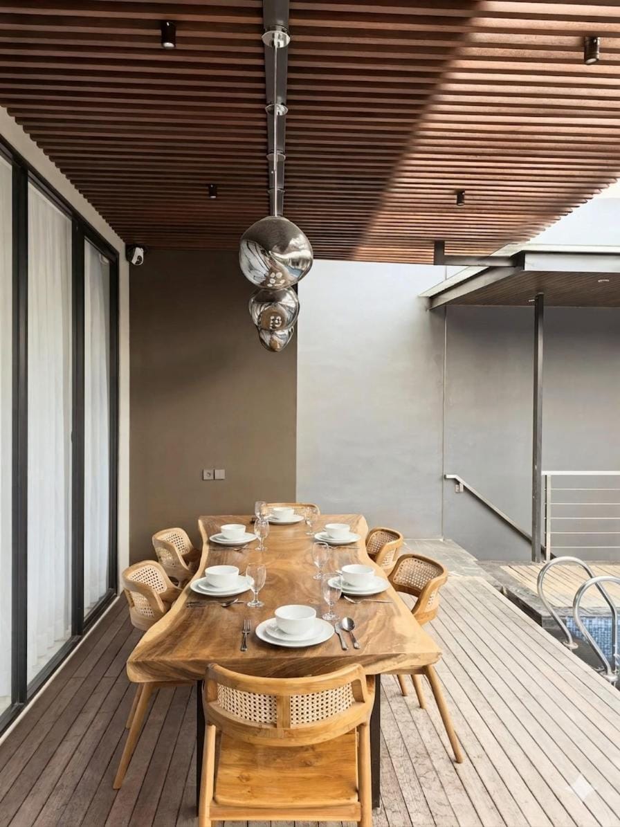 Cottonwood Citralaya Dago - Pool Air Hangat BBQ Karaoke Rooftop-View Villa in Lembang