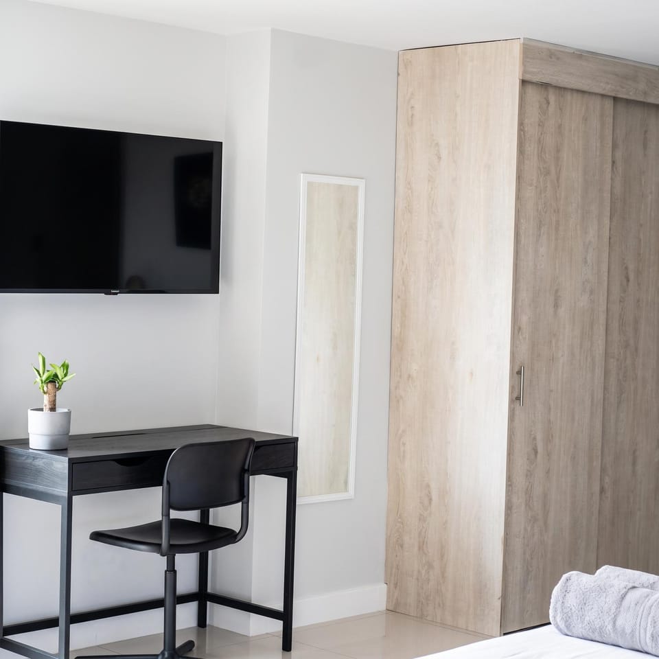 Green view loft, parking and air conditioning Apartment in Envigado