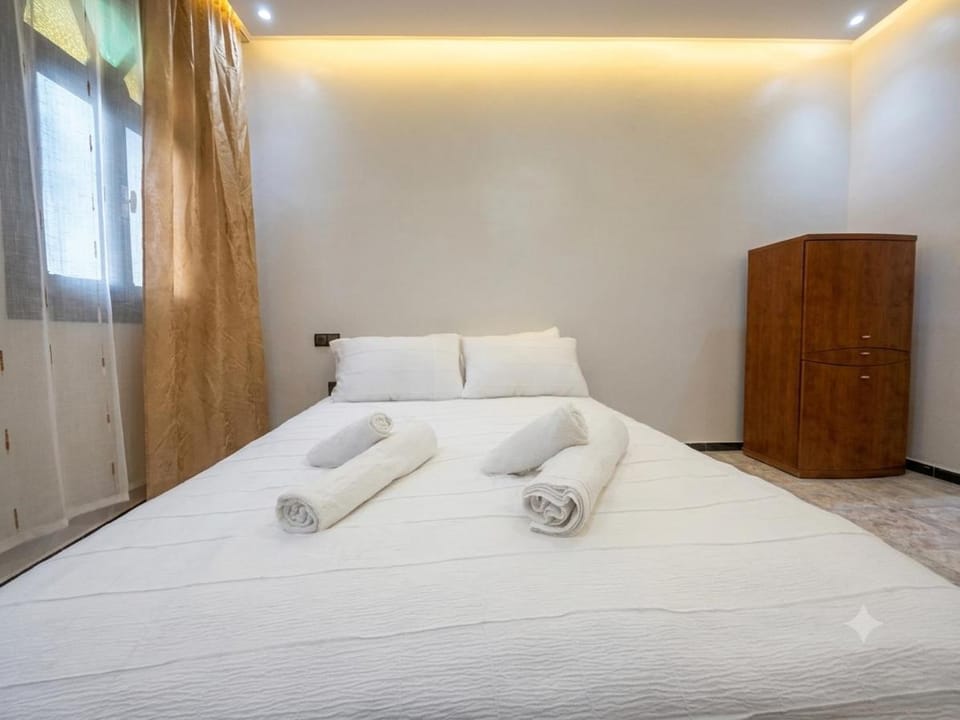 Villa TAHA piscine jacuzzi clim Villa in Tangier-Tétouan-Al Hoceima
