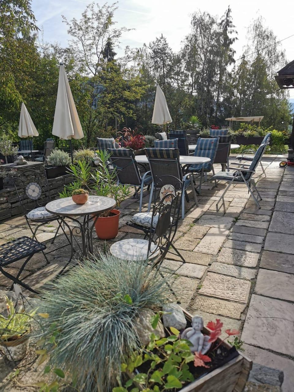 Restaurant/places to eat, Restaurant/places to eat, Balcony/Terrace