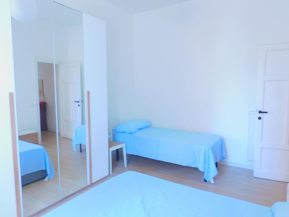 San Giovanni Metro Home Apartment in Rome