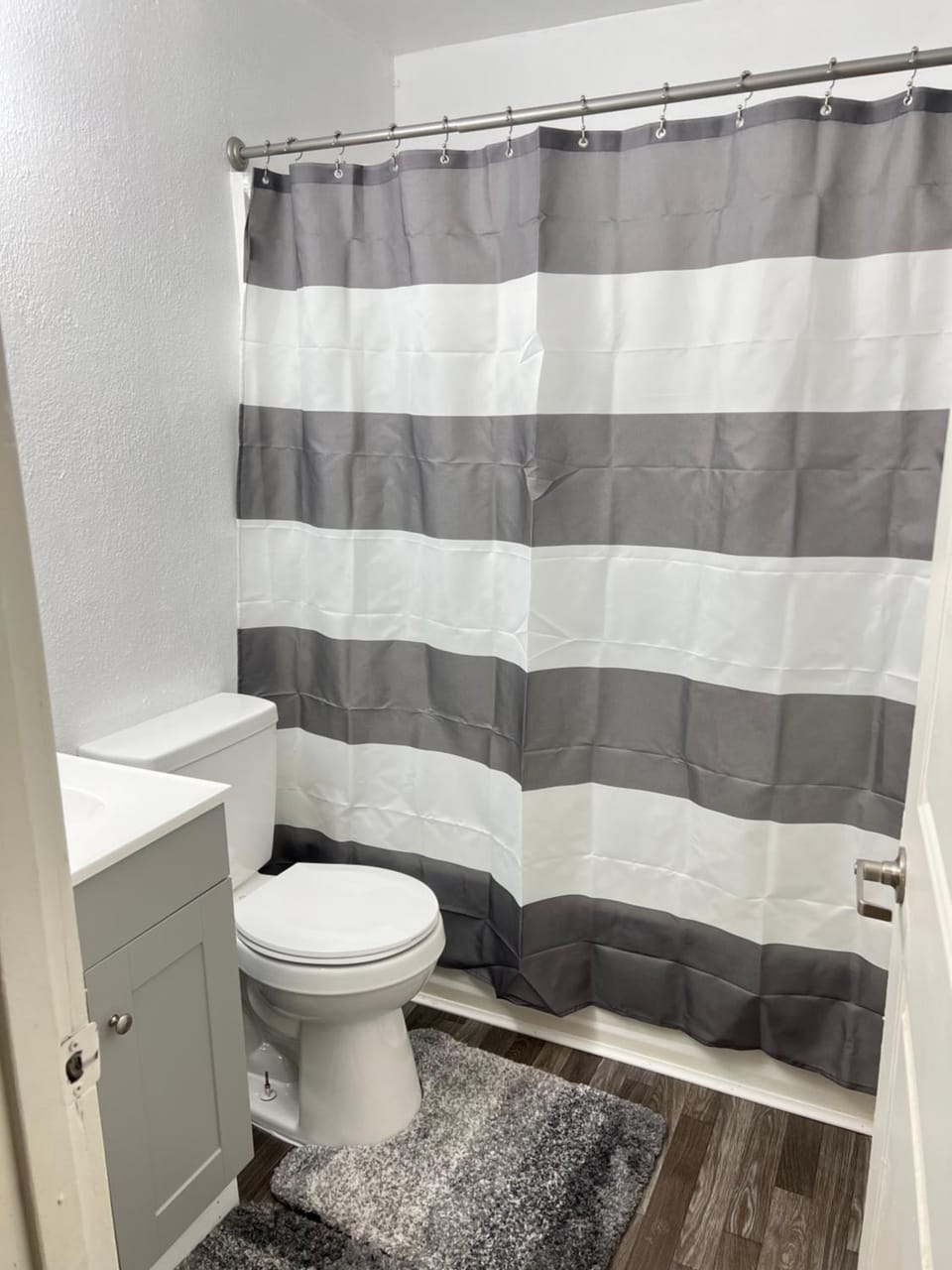 3 Bedroom house in Tacoma near American lake House in Lakewood