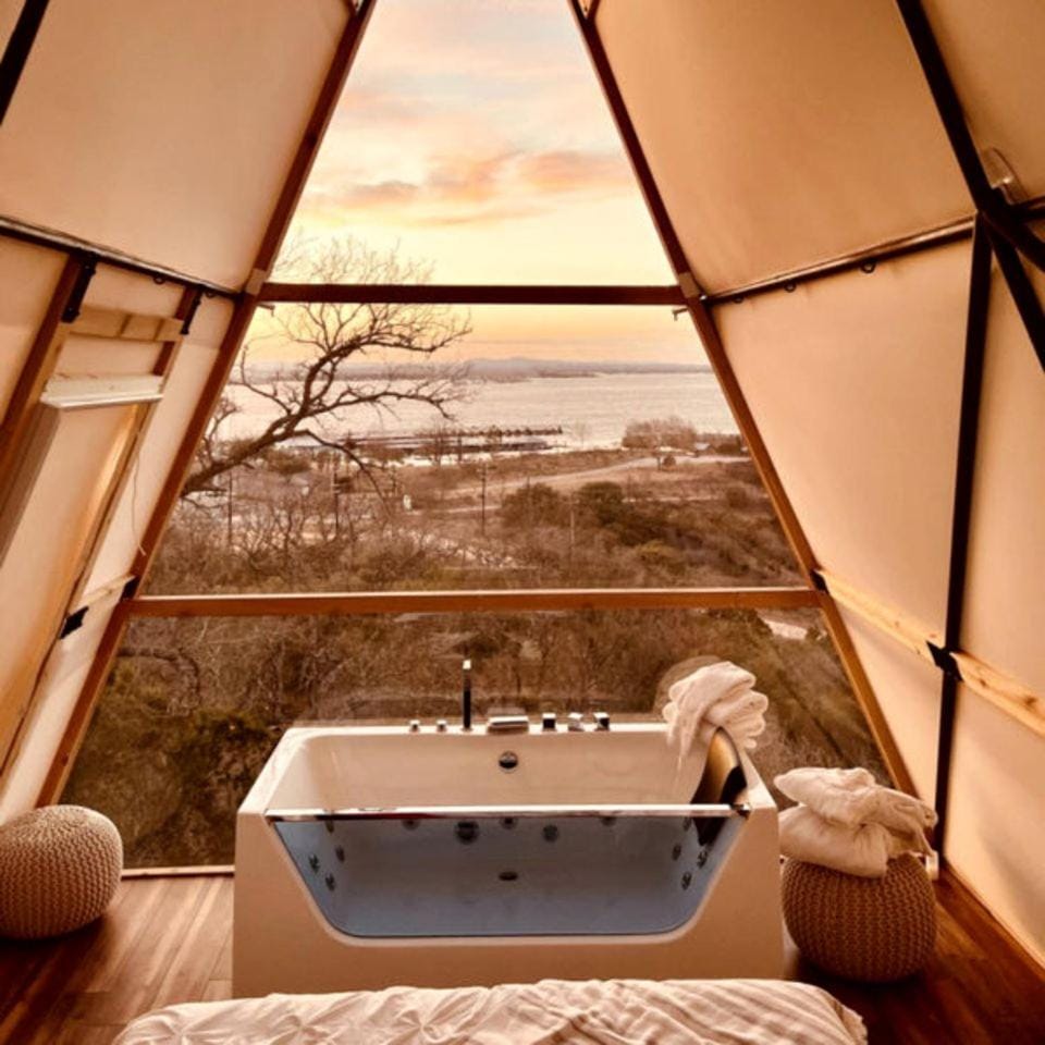 One-of-a-Kind Cliffside Glamping Experience with Sky Views in Cottonwood Shores, Texas Chalet in Cottonwood Shores