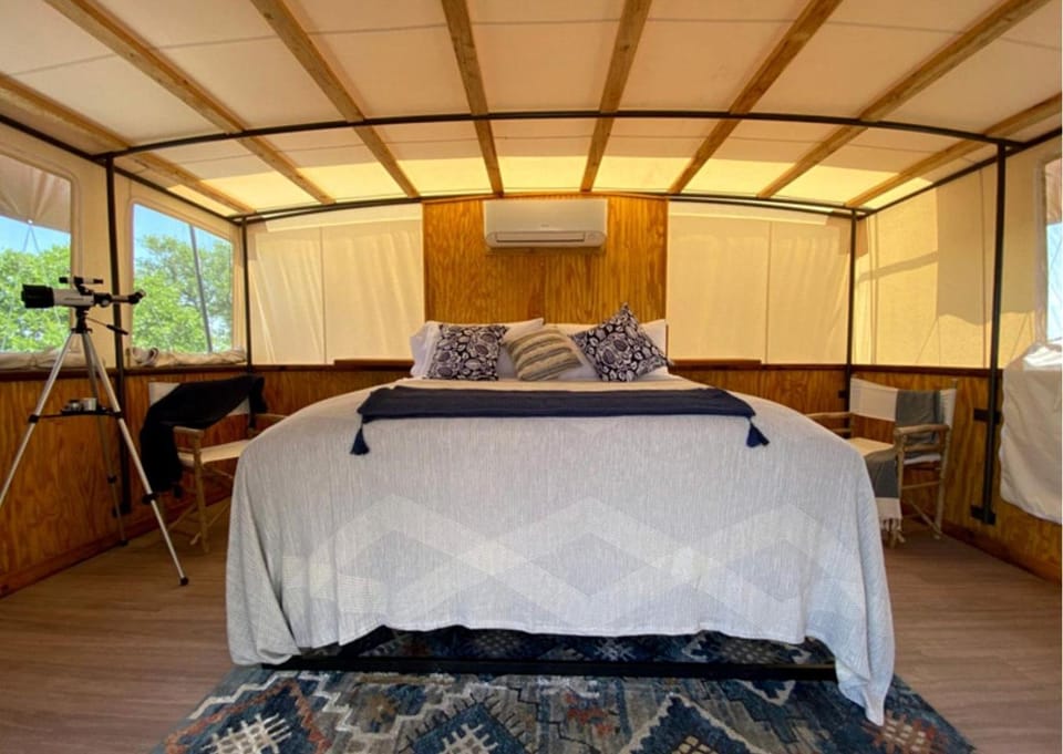 Serene Glampominium Escape with Outdoor & Indoor Showers in Cottonwood Shores, Texas Luxury tent in Cottonwood Shores