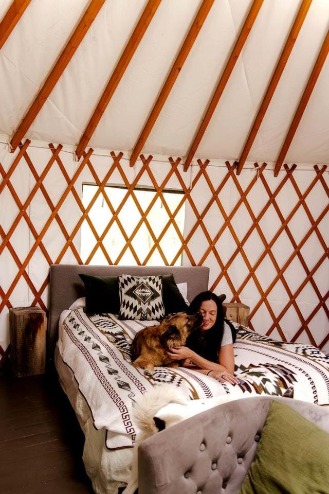 Modern Solar Powered Yurt Fully Equipped in Basalt, Colorado Luxury tent in Eagle County