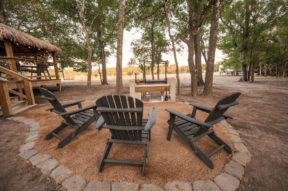 A Yurt for Everyone: Family and Friends Getaway in Bandera, TX Luxury tent in Bandera