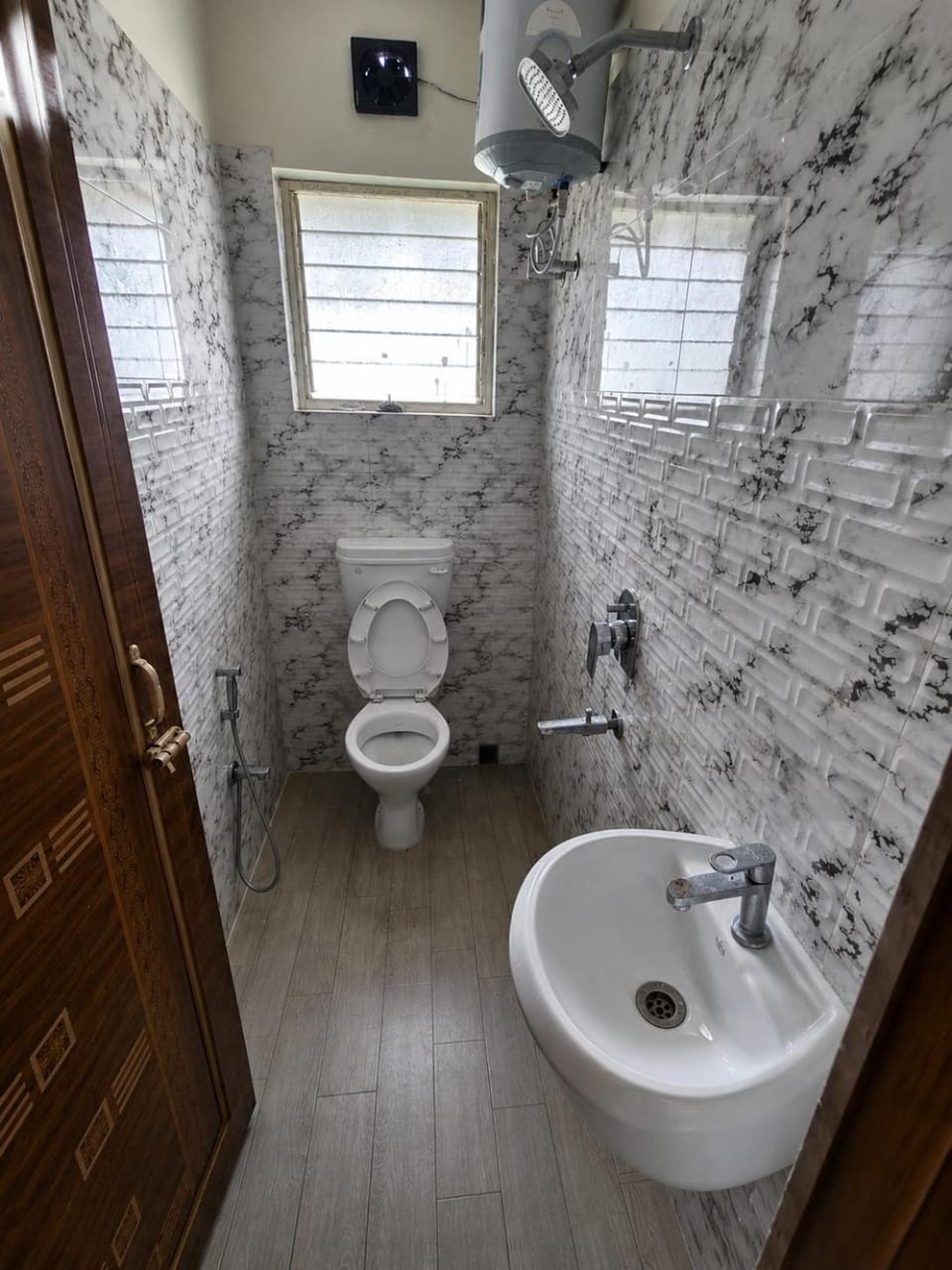AD Premier Suites Apartment in Kolkata