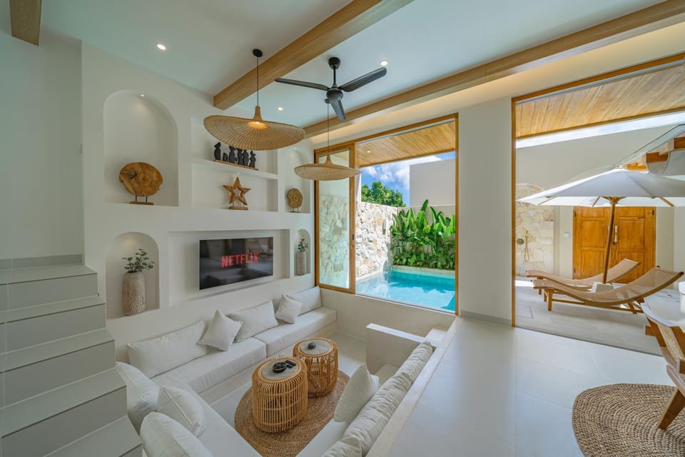 Puri Bintang - Stylish 2BR Villa with Private Pool in Canggu Villa in North Kuta