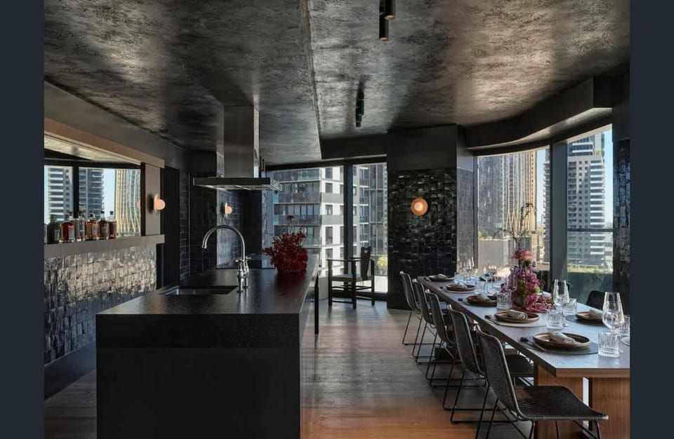 50th Floor Panoramic View Condo with Pool & Sauna Apartment in Southbank